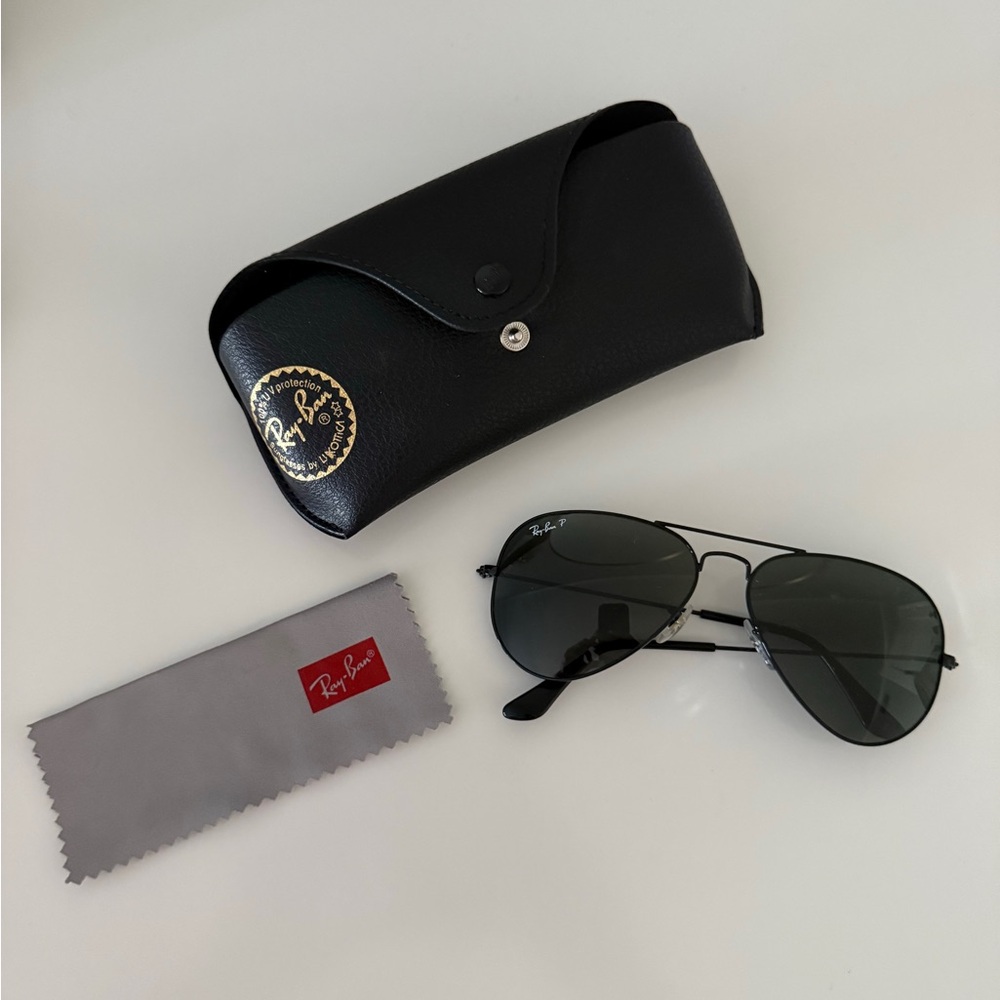 Ray-Ban Classic Black Aviator Sunglasses